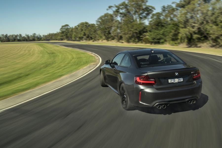  BMW M2 Coupe (F87) 2016 года  (AU) (фото 22 из 40)